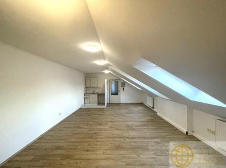 Pronájem bytu, 2+kk, 60 m²