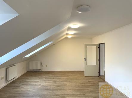 Pronájem bytu, 2+kk, 60 m²