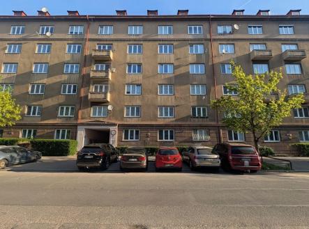 Prodej bytu, 1+1, 49 m²