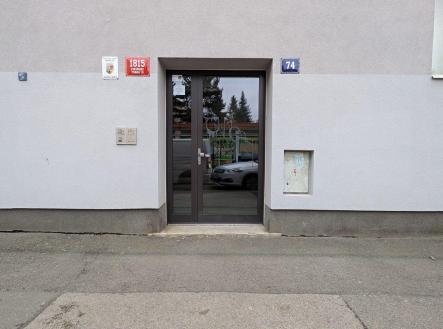 Pronájem bytu, 2+1, 57 m²