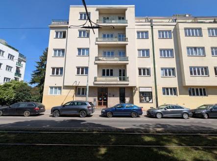 Pronájem bytu, 2+1, 72 m² obrázek