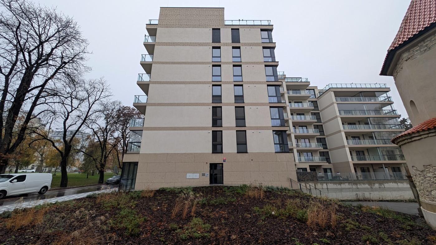 Nájem BJ č. 2522/14 -2+kk, ul. Radimova, 81,44 m²