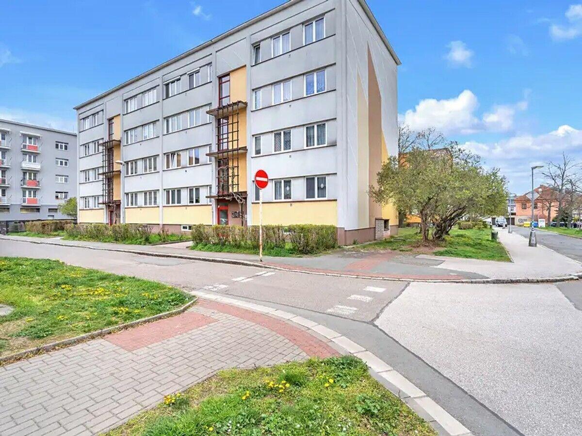 Prodej bytu 1+kk, 35 m², ulice V Koutech - Hradec Králové