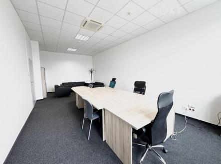 Pronájem - kanceláře, 35 m²