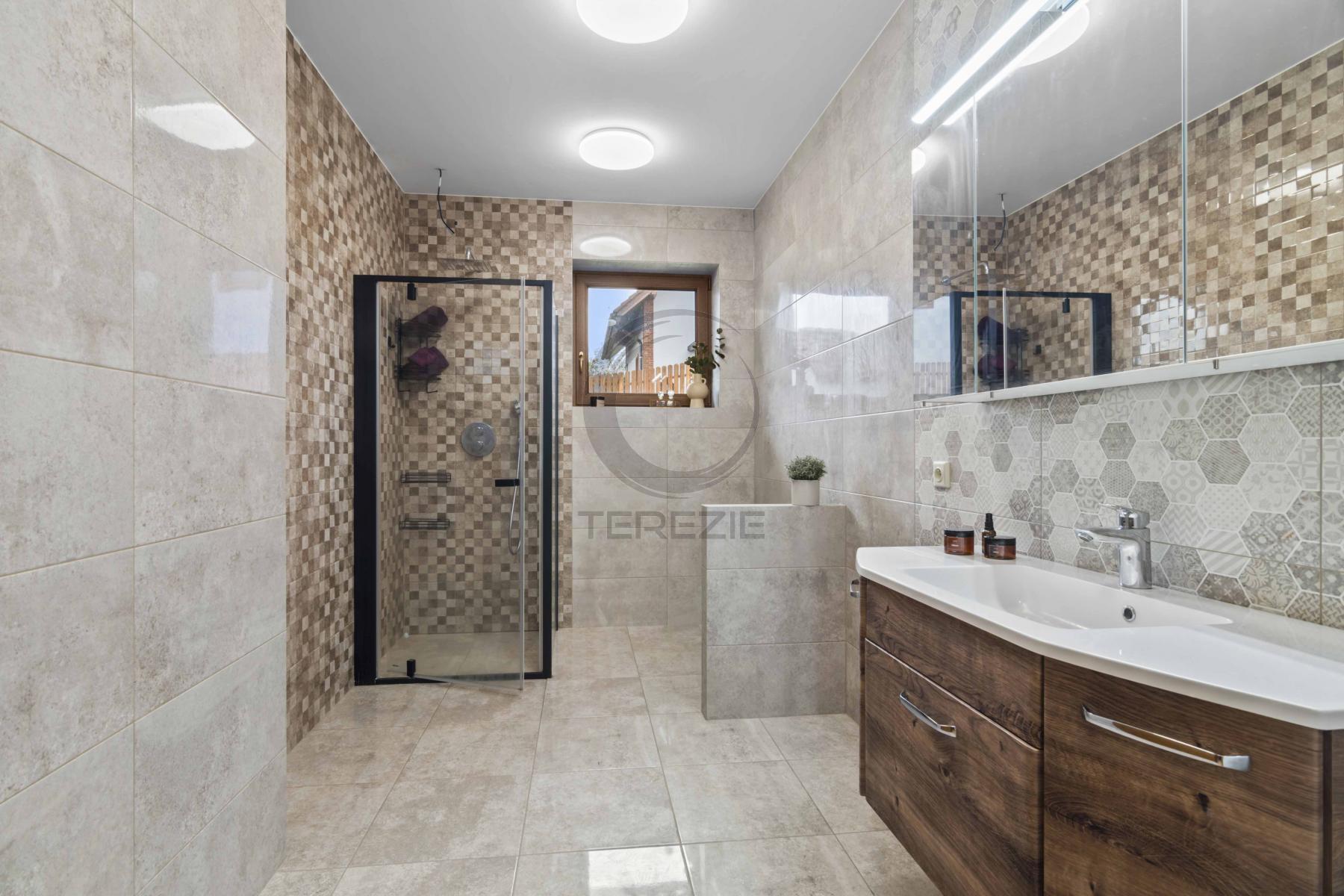 Rodinný dům 4+kk, Jeníkov, Čechtice - Vlašim