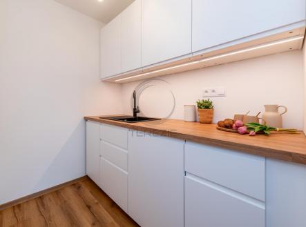 Prodej bytu, 2+kk, 43 m²