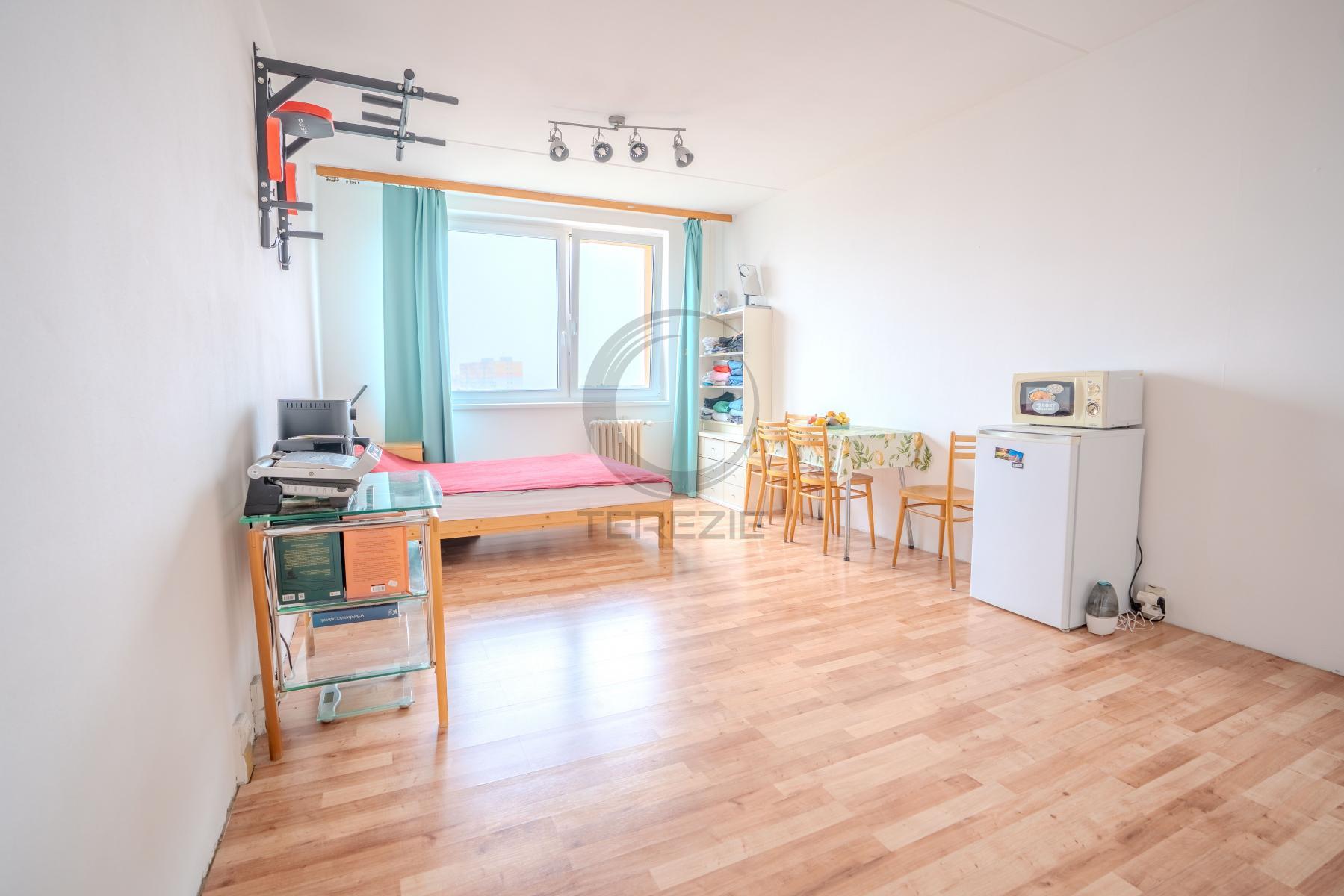 Byt, prodej 1+kk, Praha 4 - Modřany