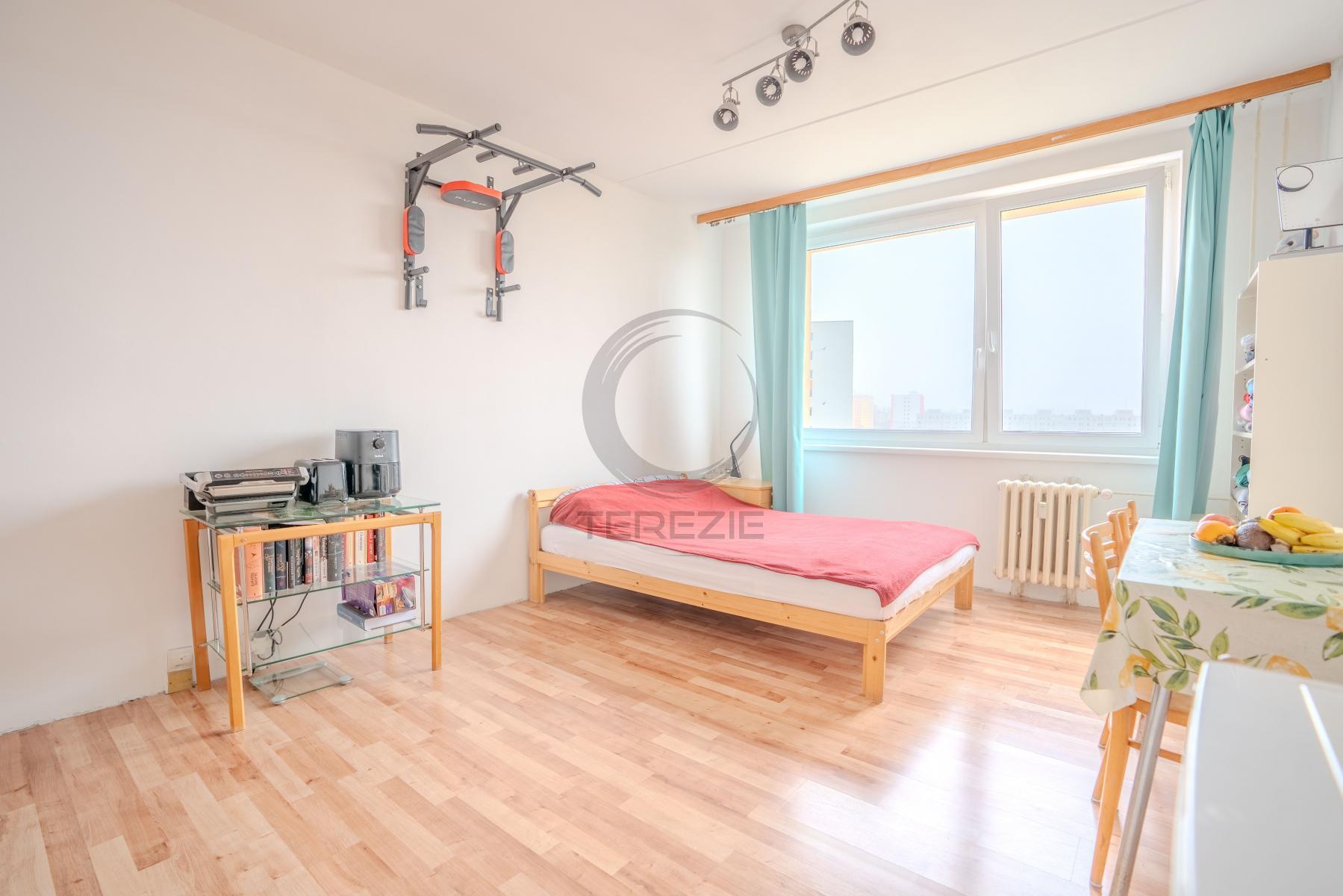 Byt, prodej 1+kk, Praha 4 - Modřany