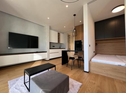 Pronájem bytu, 1+kk, 37 m²