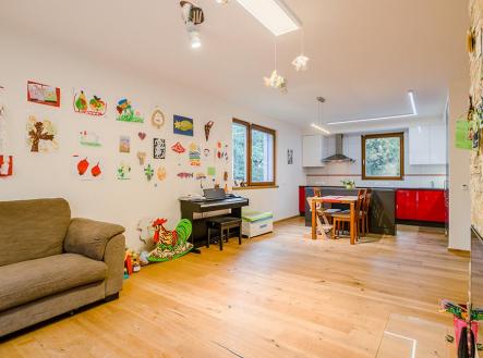 Pronájem domu/vily, 182 m²