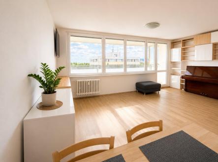 Pronájem bytu, 3+kk, 84,4 m²