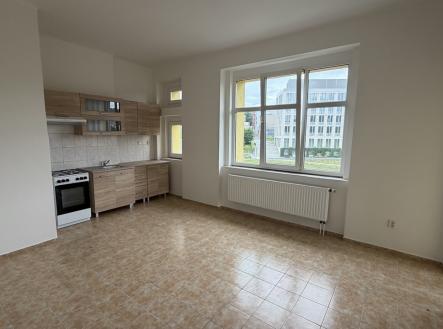 Pronájem bytu, 2+1, 75 m²