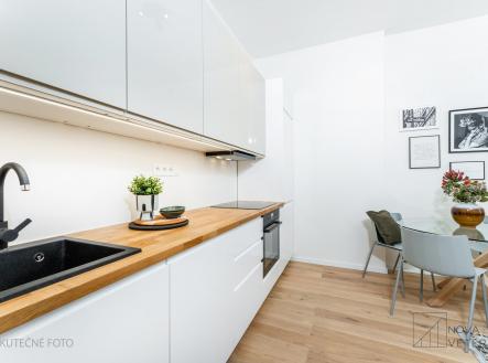 Pronájem bytu, 2+kk, 45 m²