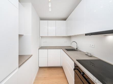 Prodej bytu, 4+kk, 94 m²