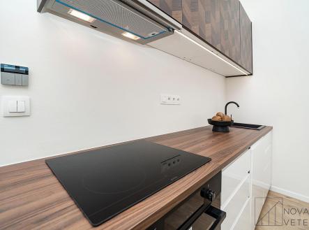 Pronájem bytu, 2+kk, 58 m²