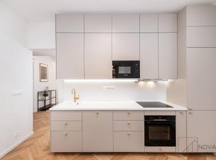 Prodej bytu, 4+kk, 76 m²