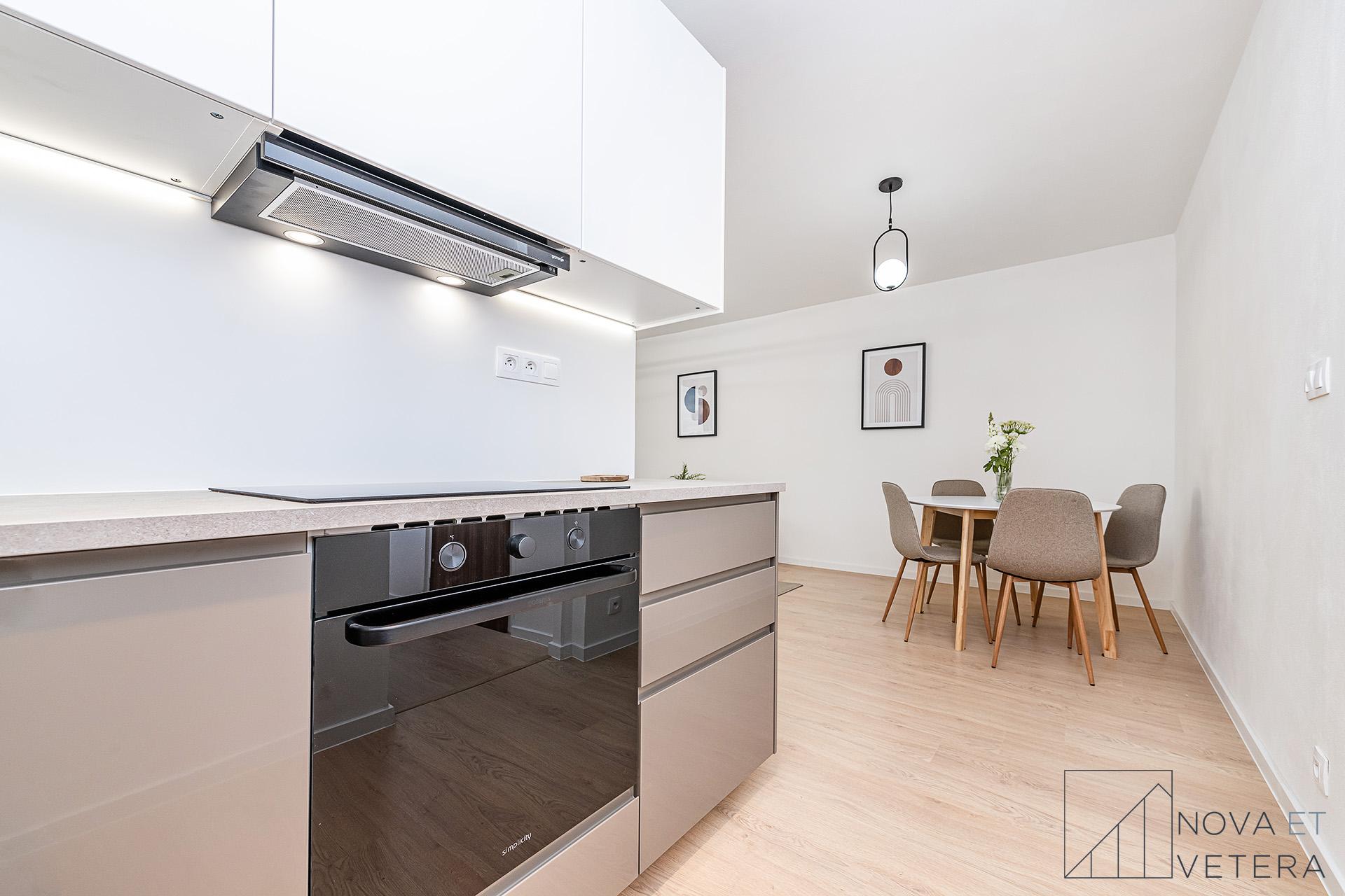 Prodej byt 4 + kk, 76㎡|Hlavní město Praha, Praha, Praha 8, Bohnice, Poznaňská 460/2, 18100