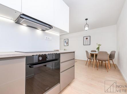 Prodej bytu, 4+kk, 76 m²