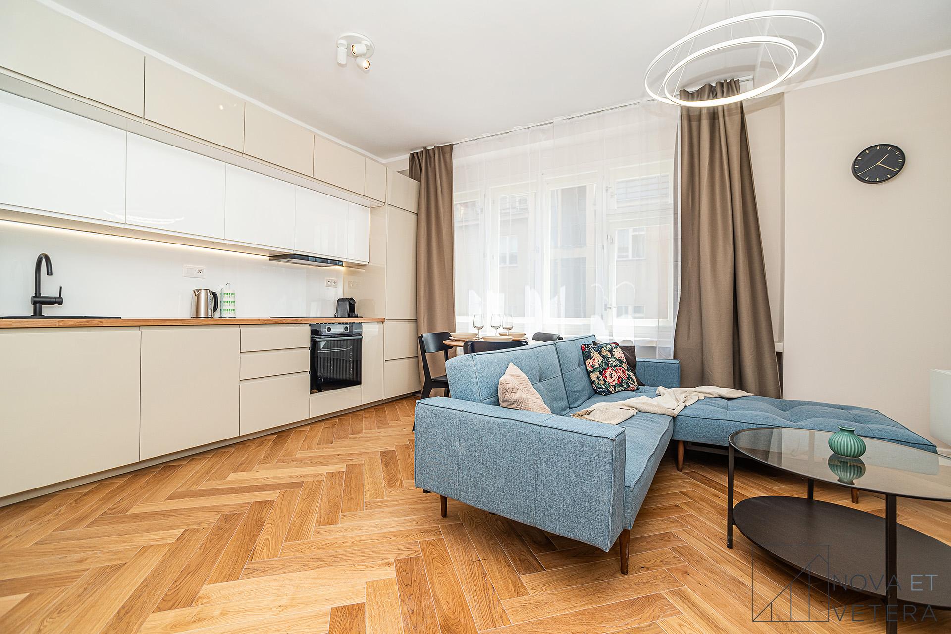Prodej byt 1 + kk, 35㎡|Hlavní město Praha, Praha, Praha 8, Karlín, Pobřežní 122/70, 18600