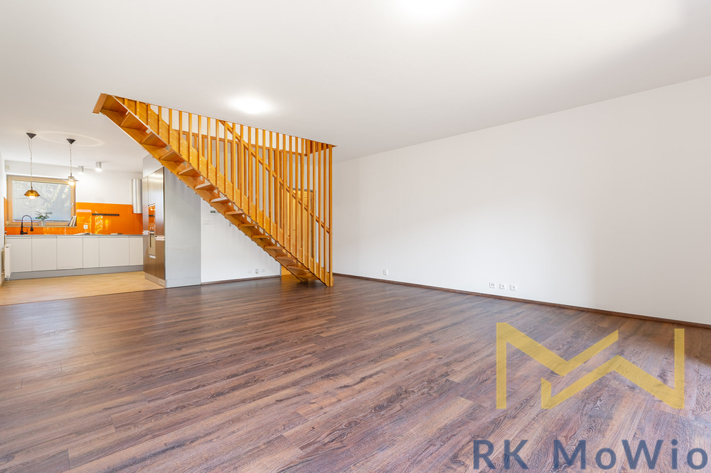 Červená Skála, Husinec-Řež