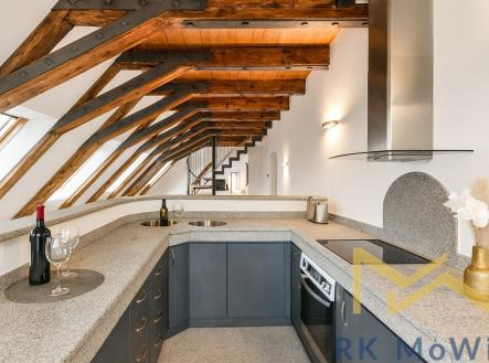 Pronájem bytu, 4+kk, 221 m²