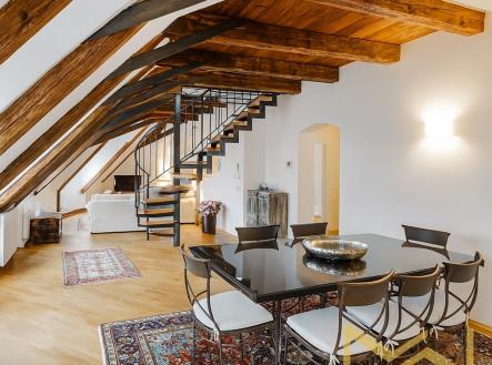 Pronájem bytu, 4+kk, 221 m²