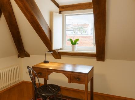 Pronájem bytu, 4+kk, 221 m²