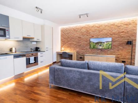 Pronájem bytu, 2+kk, 44 m²