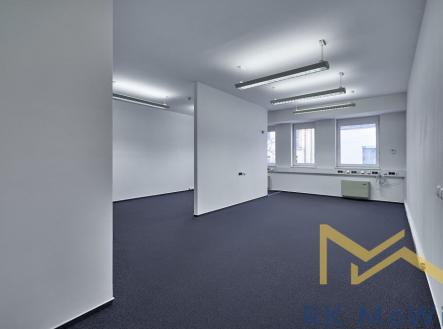 Pronájem kanceláře, 73 m²