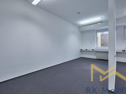 Pronájem kanceláře, 34 m²