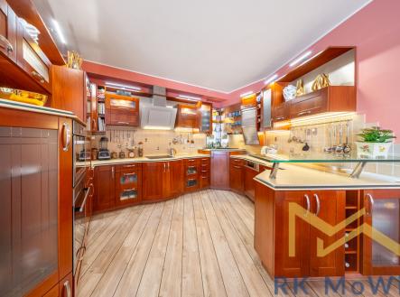 Prodej bytu, 4+kk, 156 m²