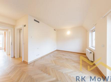 Pronájem bytu, 5+1, 286 m²