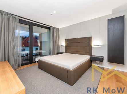 Pronájem bytu, 2+kk, 67 m²