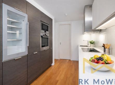 Pronájem bytu, 4+kk, 135 m²