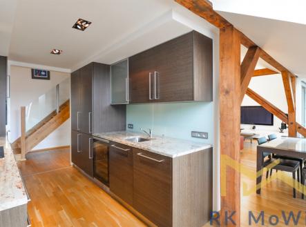 Pronájem bytu, 5+kk, 210 m²