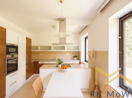 Pronájem domu/vily, 417 m²