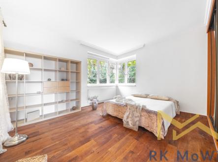 Pronájem domu/vily, 259 m²