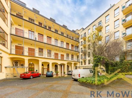 Pronájem kanceláře, 63 m²