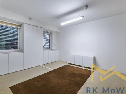 Pronájem kanceláře, 78 m²