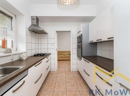 Pronájem domu/vily, 253 m²