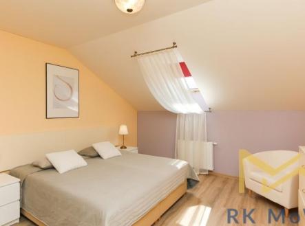 Pronájem bytu, 3+kk, 100 m²