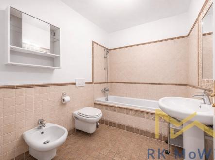 Pronájem bytu, 3+kk, 117 m²