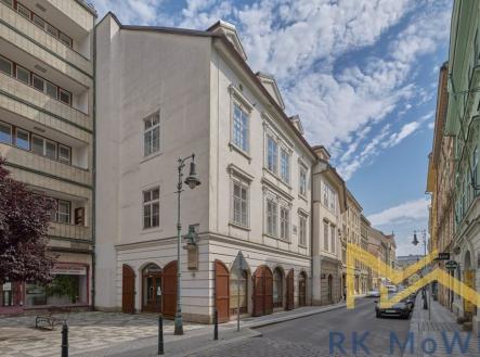 Pronájem kanceláře, 161 m²