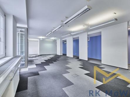 Pronájem kanceláře, 140 m²