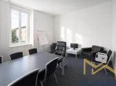 Pronájem kanceláře, 71 m²