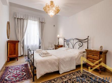 Pronájem bytu, 2+kk, 71 m²