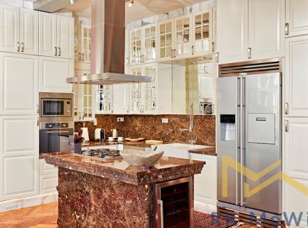 Pronájem bytu, 4+kk, 187 m² obrázek