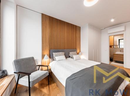 Pronájem bytu, 3+kk, 120 m²