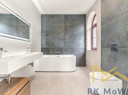 Pronájem domu/vily, 243 m²