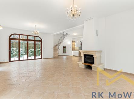 Pronájem domu/vily, 243 m²